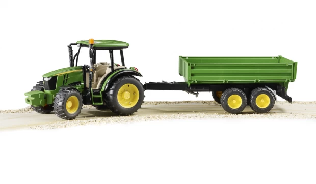 Bruder Трактор с прицепом  John Deere 5115M