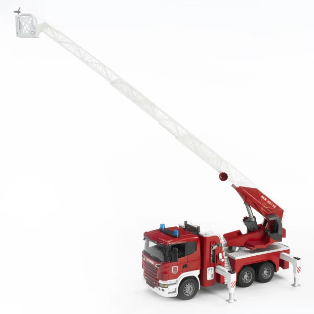 Bruder Пожарная машина Scania