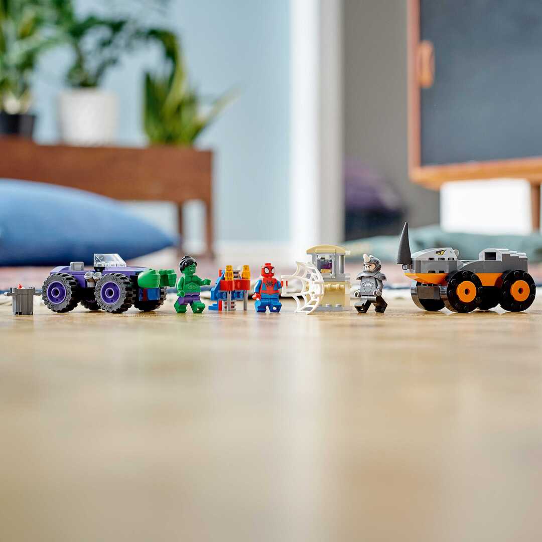 LEGO Spidey Конструктор Схватка Халка и Носорога на грузовиках 10782-1 - фото 3