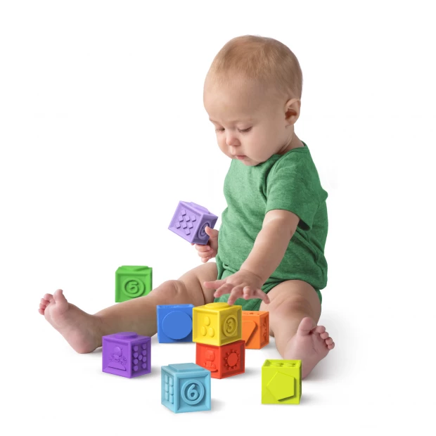 фото Кубики для малышей цветные с цифрами, формами и картинками bright starts