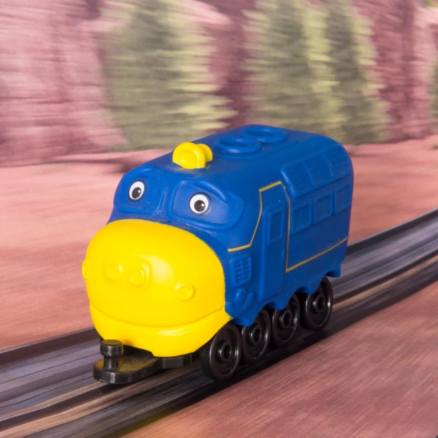 фото Chuggington паровозик в блистере брюстер