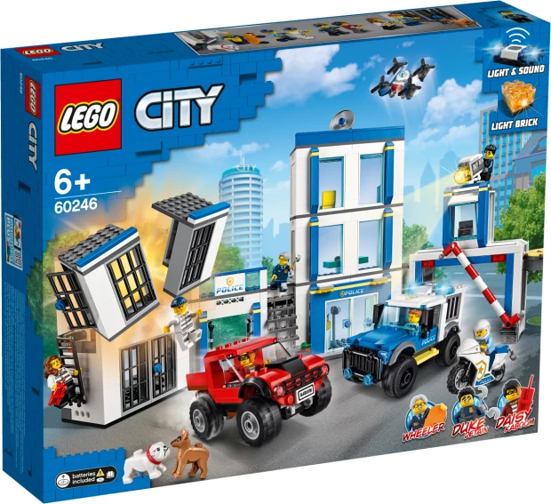 LEGO CITY Конструктор "Полицейский участок"