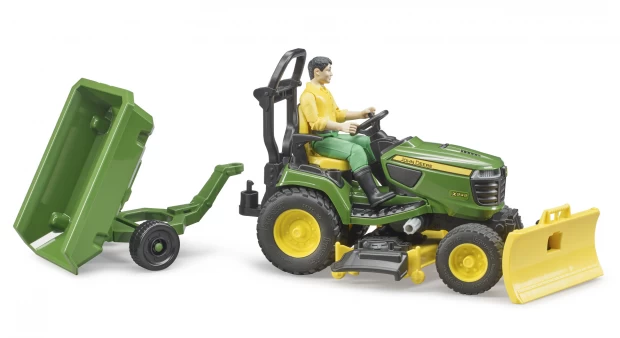 Bruder Трактор с прицепом и фигуркой John Deere